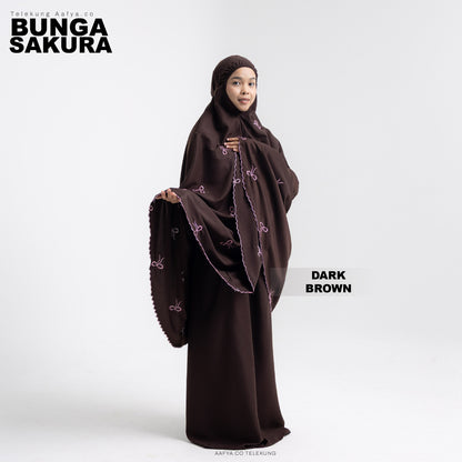 TELEKUNG SULAM BUNGA SAKURA