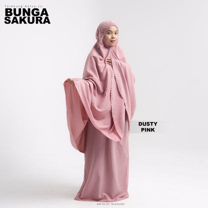 TELEKUNG SULAM BUNGA SAKURA
