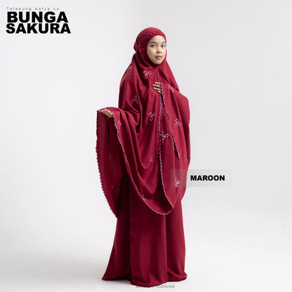 TELEKUNG SULAM BUNGA SAKURA